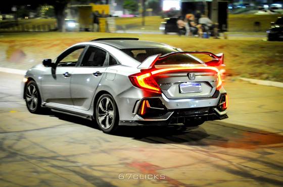 HONDA CIVIC 1.5 16V TURBO GASOLINA TOURING 4P CVT HONDA CIVIC 1.5 16V TURBO GASOLINA TOURING 4P CVT